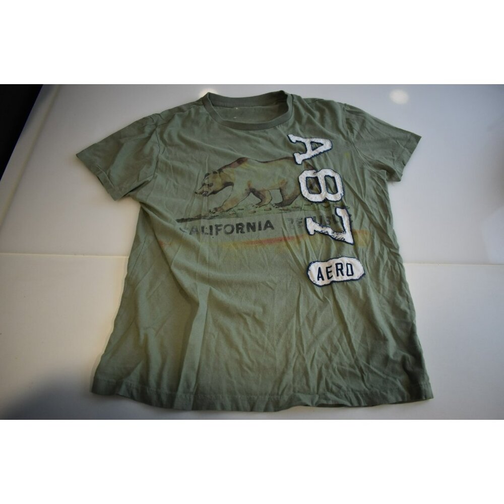 Aeropostale Lot of 14 Size Medium Shorsleeve T-Shirts Bulk Lot 3$ per shirt - Picture 7 of 15